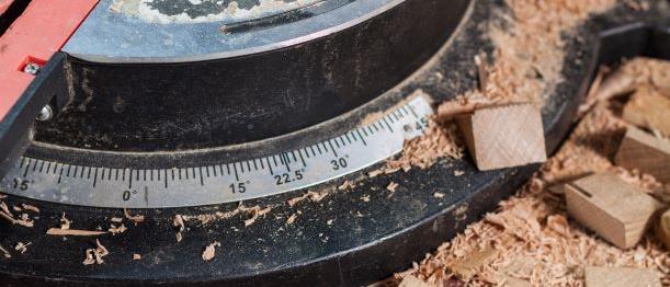 Wood angle measuring tool