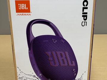 Bluetooth portable speaker